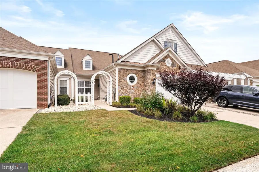 27 Dove Ct, Hamilton Square, NJ 08690 - Image #2