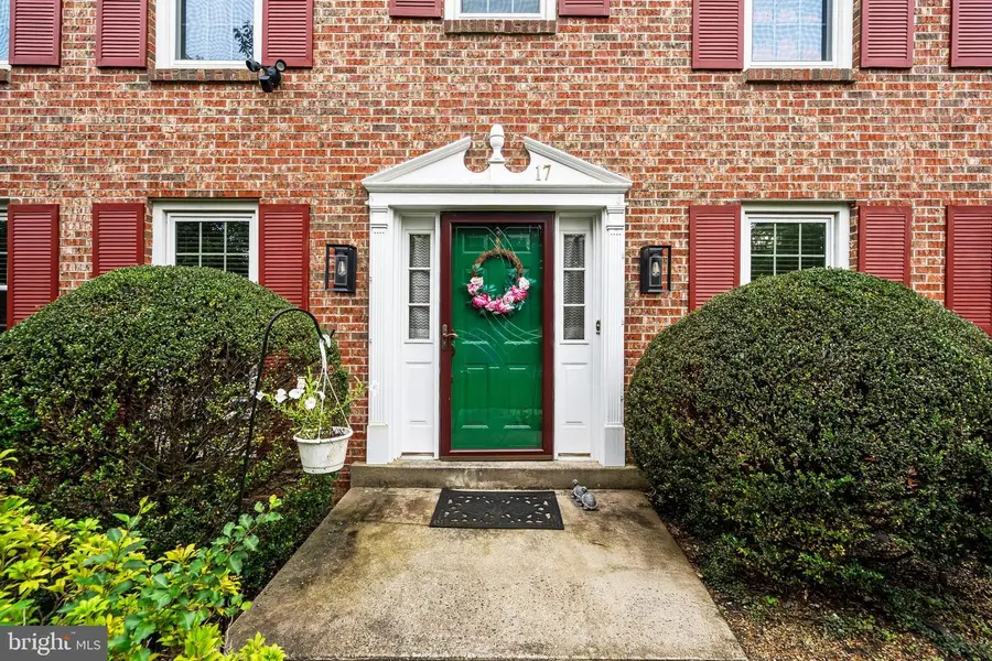 17 Springhill Dr, Princeton Junction, NJ 08550 - Image #2