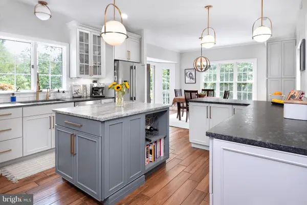 1 Michael Way, PENNINGTON, NJ 08534