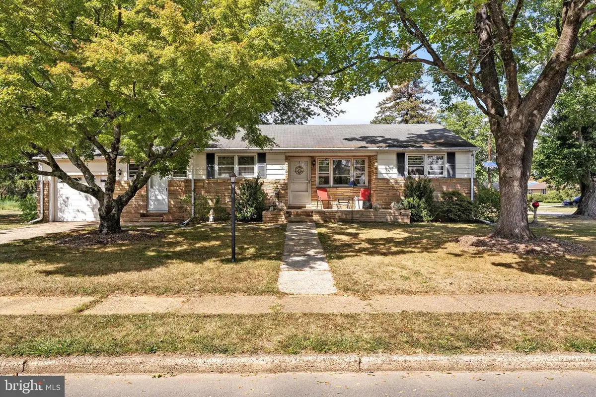 12 Fox Lane, Yardville, NJ 08620 - Image #1