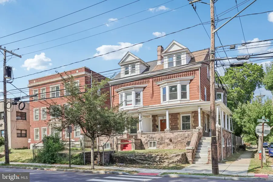 1054 Stuyvesant Ave, Trenton, NJ 08618 - Image #2