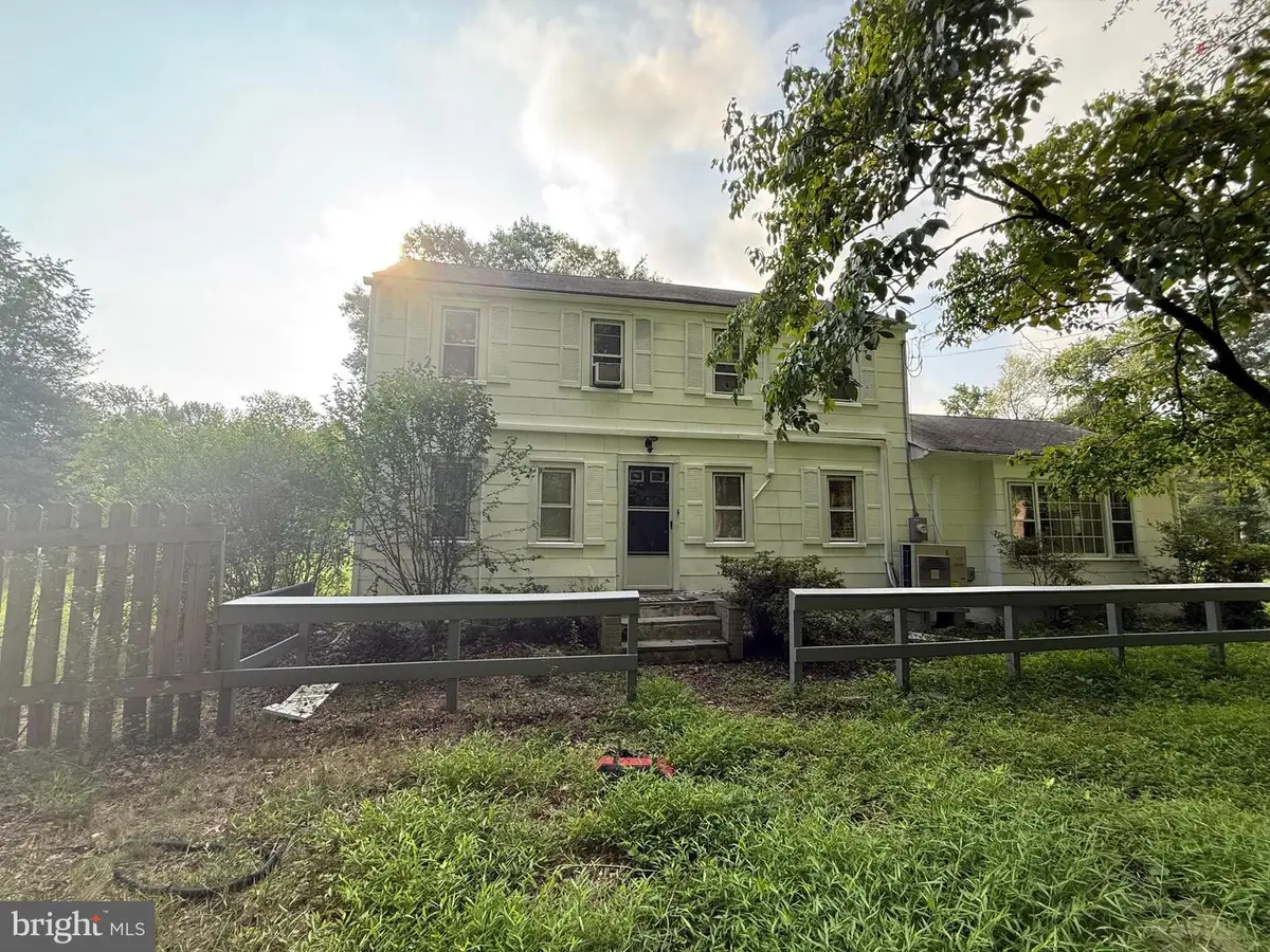 8 Shinney Ln, Lawrenceville, NJ 08648 - Image #1