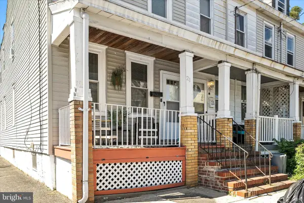 21 Stout St, EWING, NJ 08638