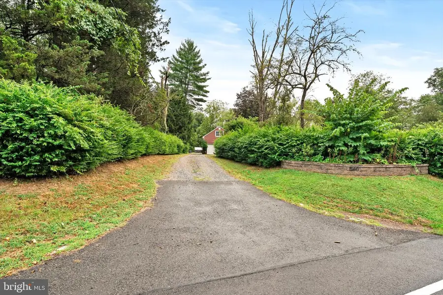 540 Scotch Rd, Pennington, NJ 08534 - Image #2