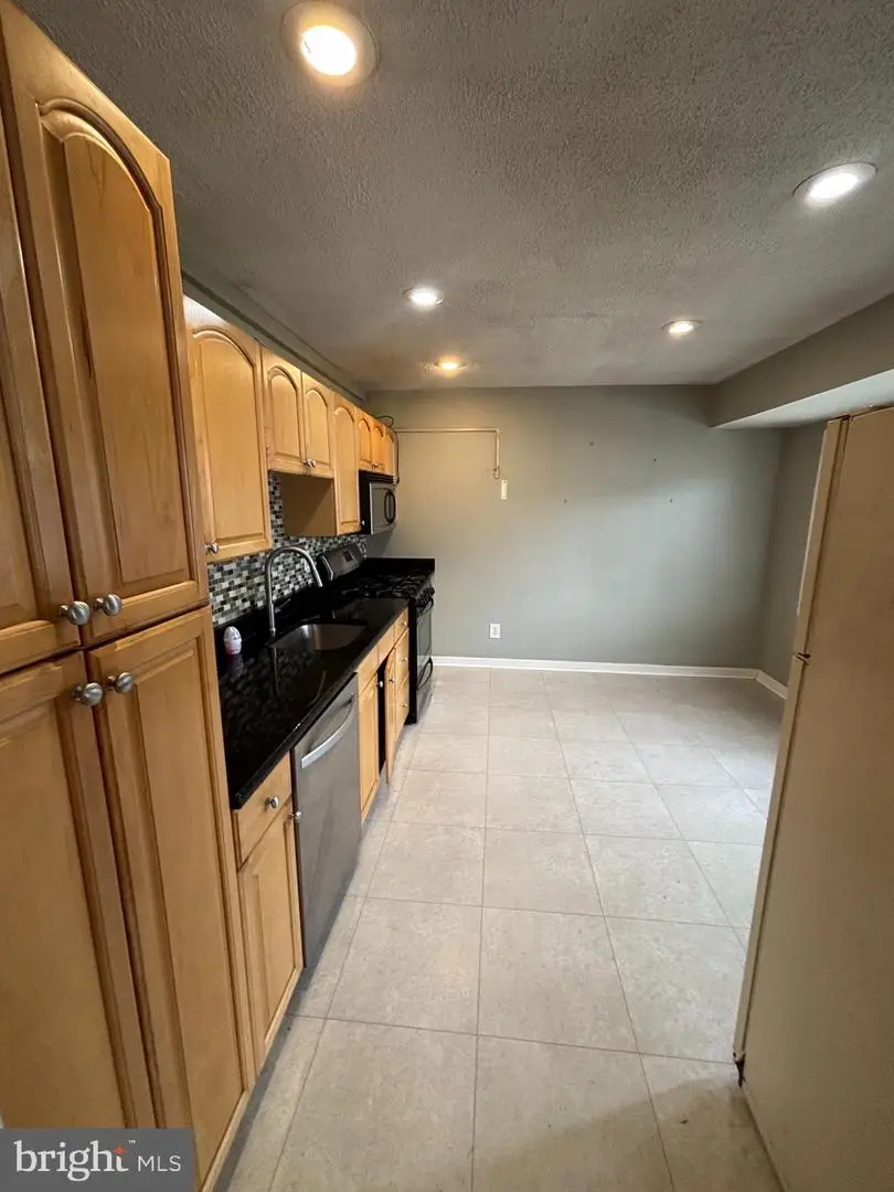 16 Falmouth Rd, Hamilton Township, NJ 08620 - Image #3