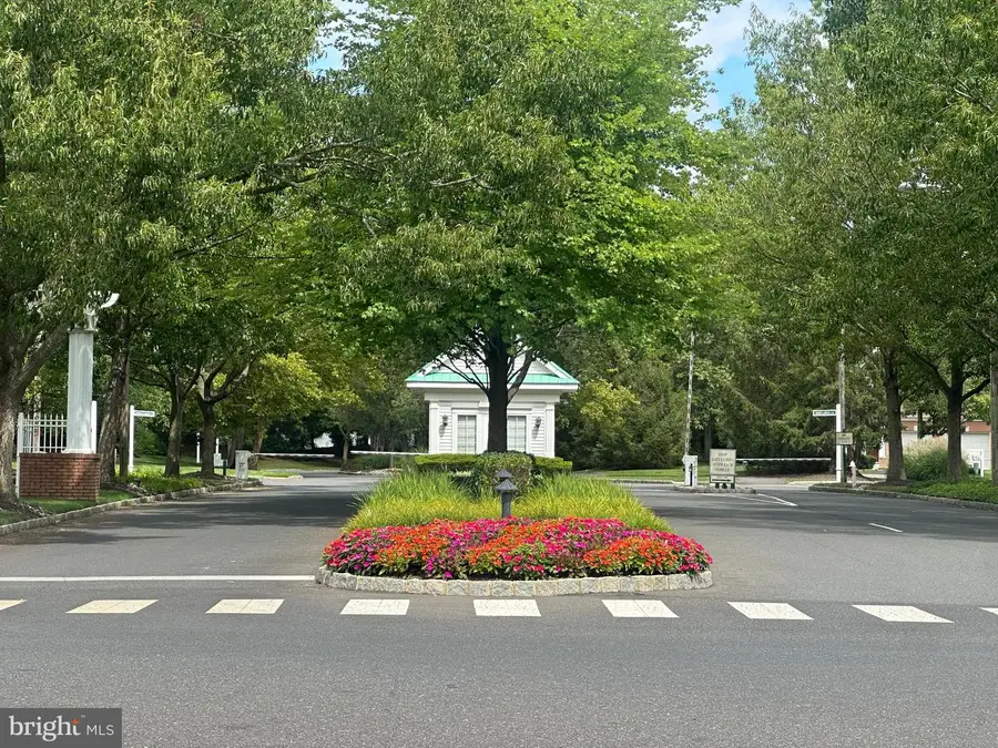 17 Grande, West Windsor Township, NJ 08550 - Image #2