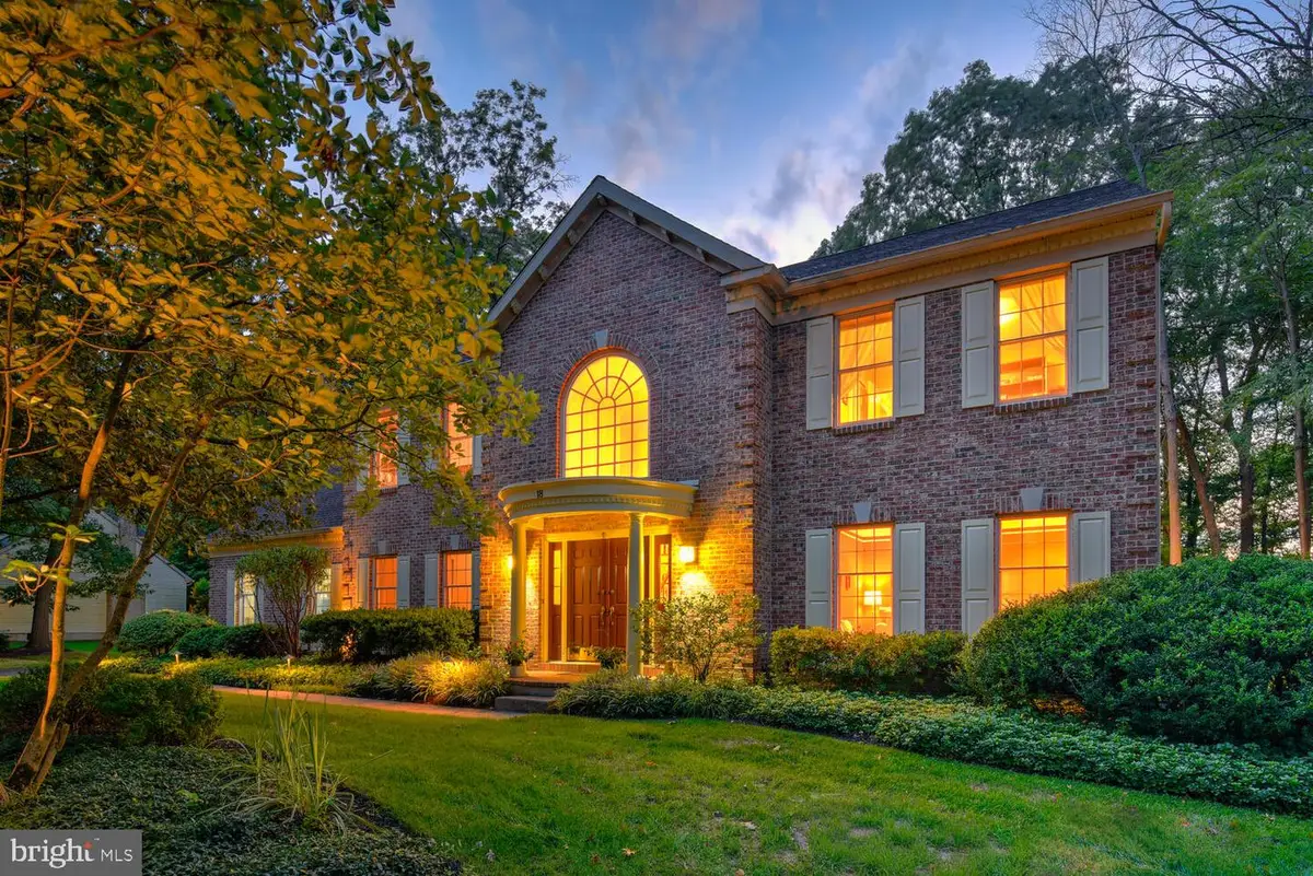 18 Newport Dr, Princeton Junction, NJ 08550 - Image #1