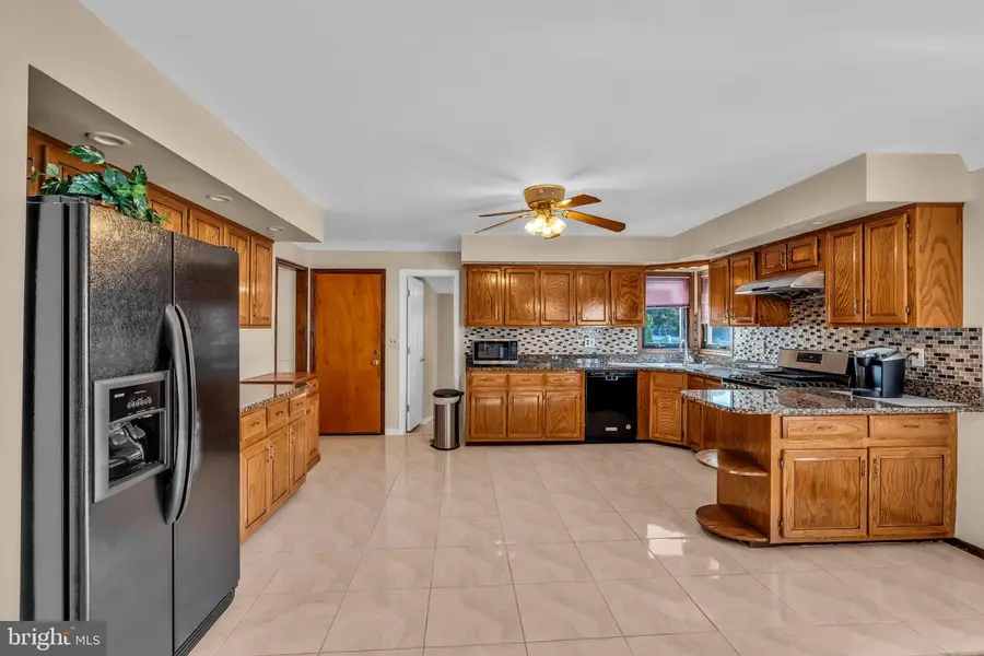 104 Robin Dr, Hamilton Township, NJ 08619 - Image #3