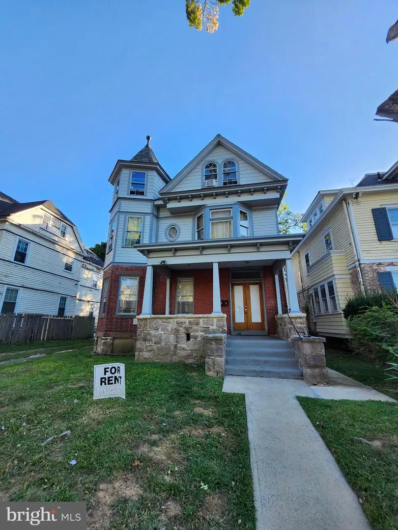 815 Berkeley Ave, Trenton, NJ 08618 - Image #1