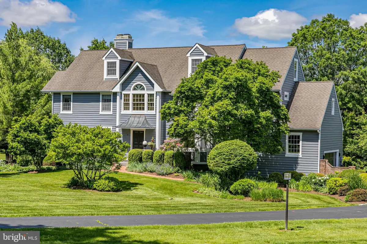 5 Shara Ln, Pennington, NJ 08534 - Image #1