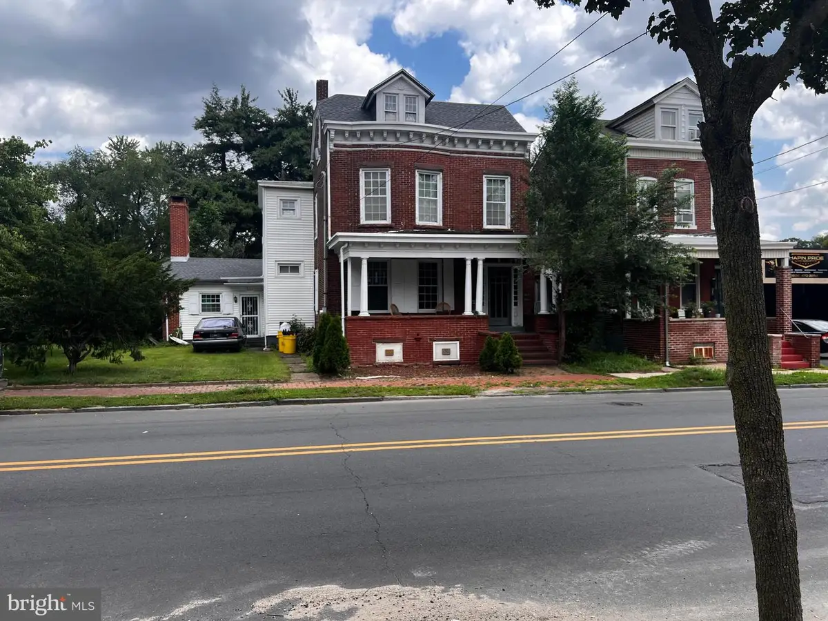 254 S Olden Ave, Trenton, NJ 08629 - Image #1