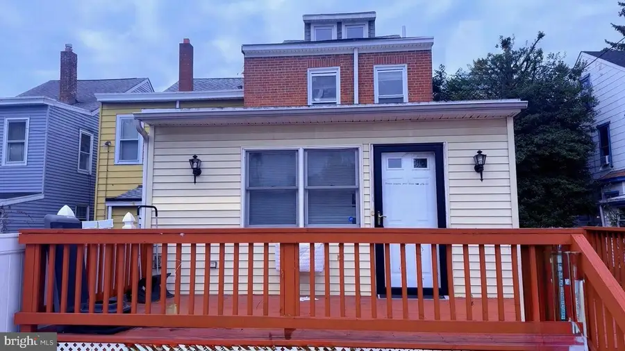 822 Fairmount Ave, Trenton, NJ 08629 - Image #2