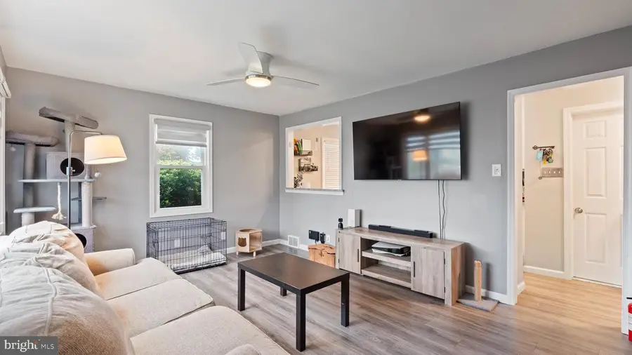 604 Schiller Ave, Hamilton Township, NJ 08610 - Image #2