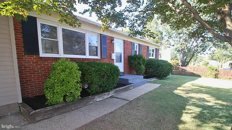5 Sandy La, Hamilton, NJ 08610 - Image #2