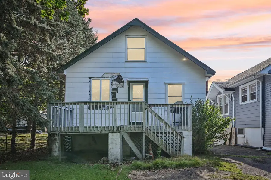 135 Herbert Ave, Hamilton Square, NJ 08690 - Image #2