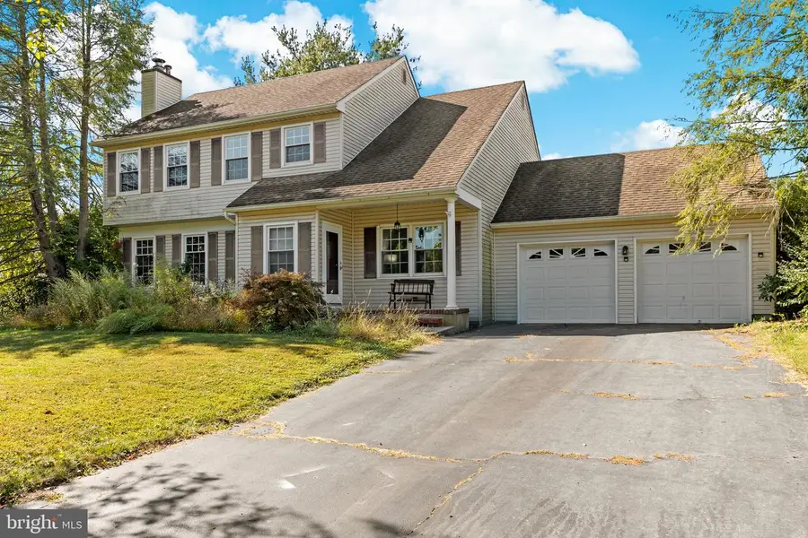 37 Nassau Dr, Lawrenceville, NJ 08648 - Image #3