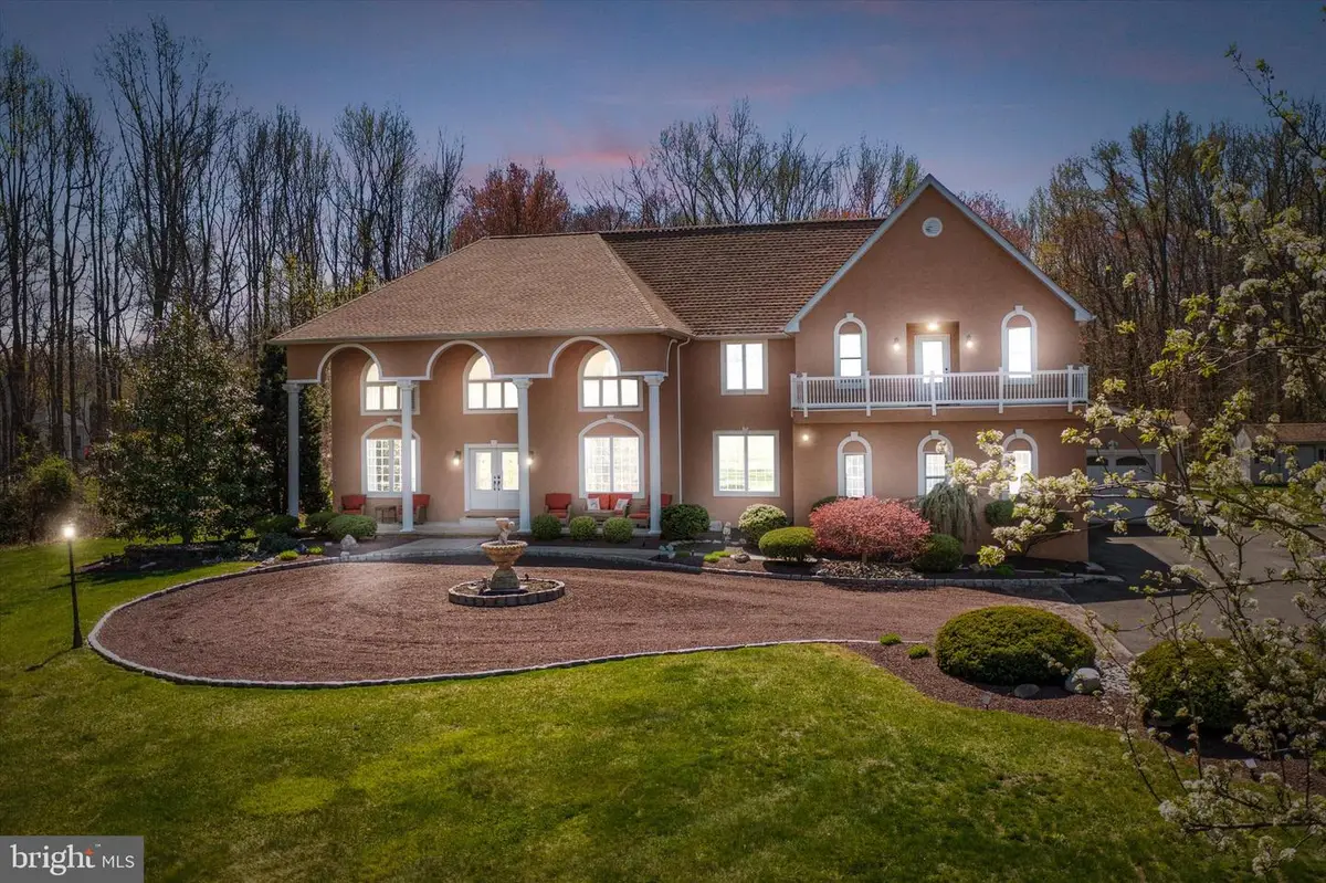 360 Gordon Rd, Robbinsville, NJ 08691 - Image #1