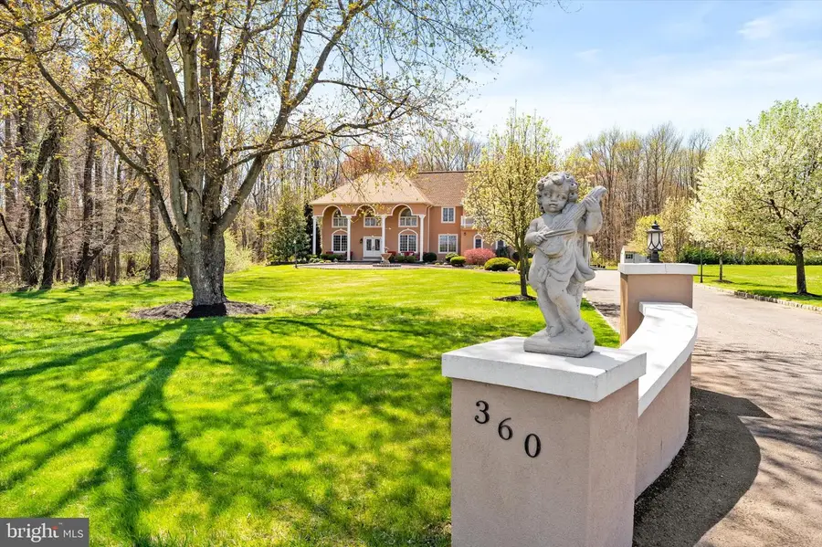 360 Gordon Rd, Robbinsville, NJ 08691 - Image #3