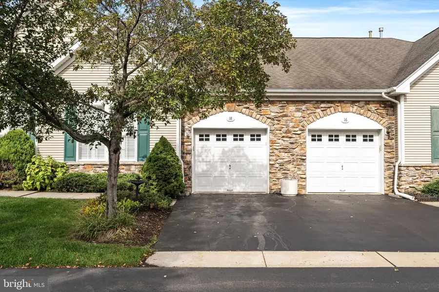 18 Goldfinch Dr, Hamilton Township, NJ 08690 - Image #3