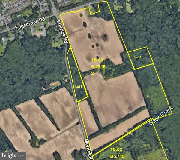 Edgebrook Rd, HAMILTON TOWNSHIP, NJ 08619