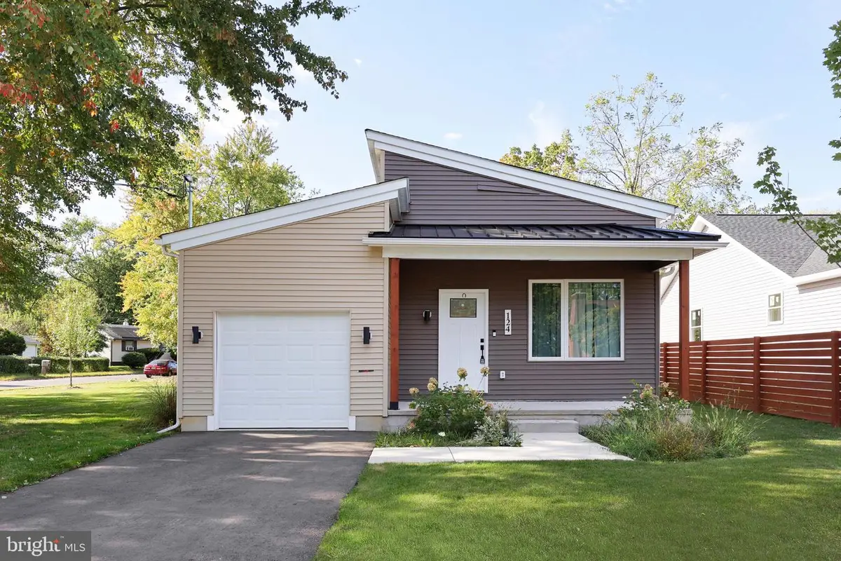 124 Hawthorne Ave, Ewing Township, NJ 08638 - Image #1