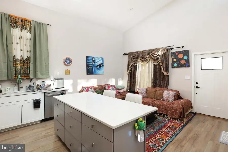 124 Hawthorne Ave, Ewing Township, NJ 08638 - Image #3