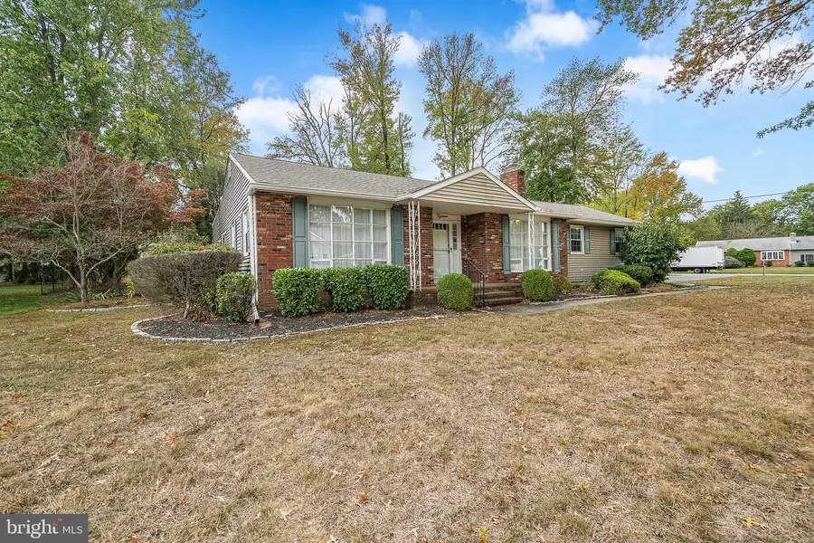 15 Brophy Dr, Trenton, NJ 08638 - Image #2