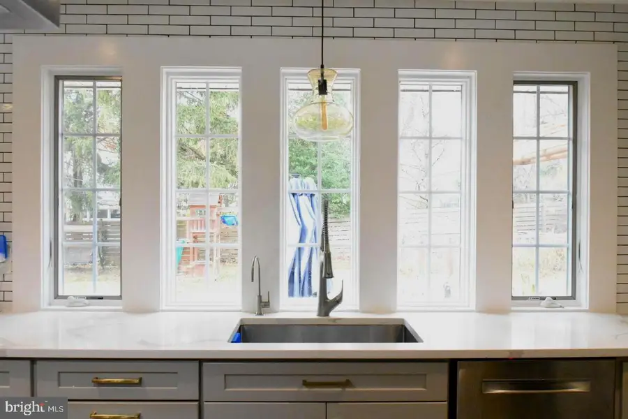 28 Delaware Ave, Ewing Township, NJ 08628 - Image #2