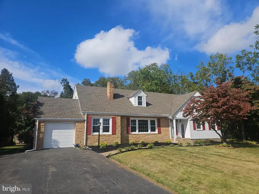 296 Extonville Rd, Allentown, NJ 08501 - Image #3