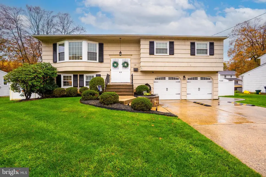 25 Allen Ln, Lawrence Township, NJ 08648 - Image #3