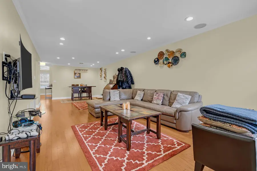 305 Tuxford Ct, Pennington, NJ 08534 - Image #2