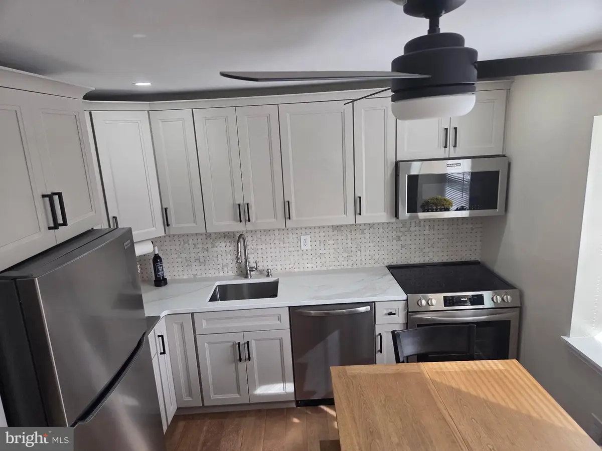 704 Silver Ct, Hamilton Township, NJ 08690 - Image #1