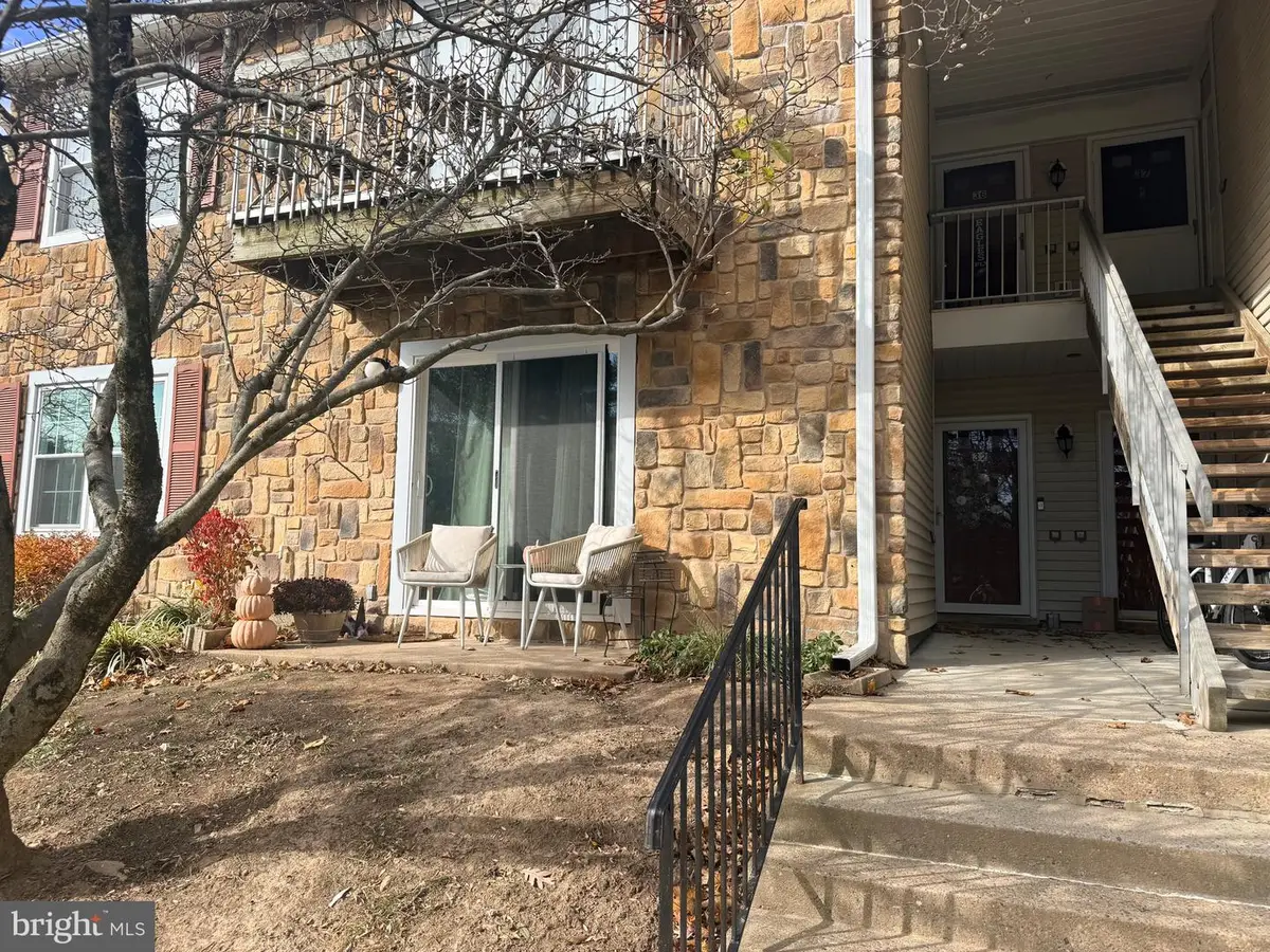 32 Juniper Ct, Lawrenceville, NJ 08648 - Image #1