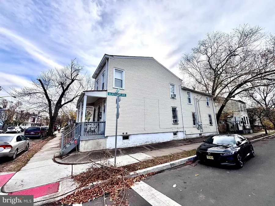 301 Cleveland Ave, Trenton, NJ 08629 - Image #2