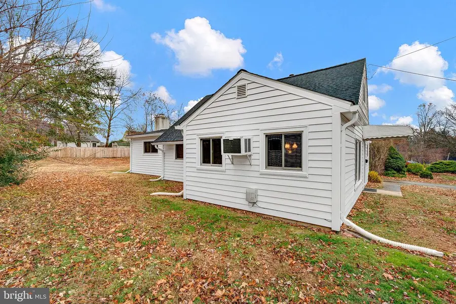 51 Farrell Ave, Ewing Township, NJ 08628 - Image #2