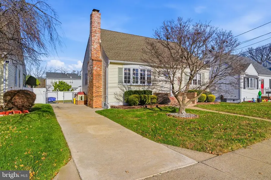 57 Unwin Dr, Hamilton, NJ 08610 - Image #2