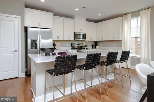 121 John Vanzandt Dr, TITUSVILLE, NJ 08560