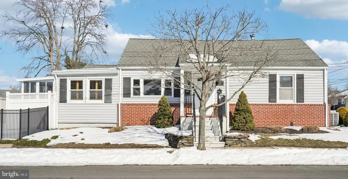 201 Lillian Ave, Hamilton, NJ 08610 - #1