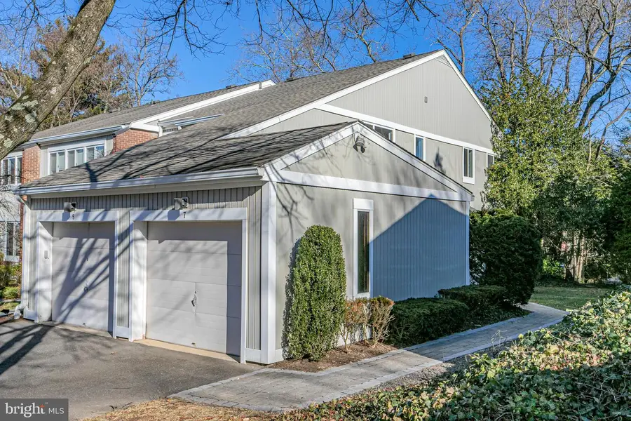 7 Gordon Way, Princeton, NJ 08540 - Image #2