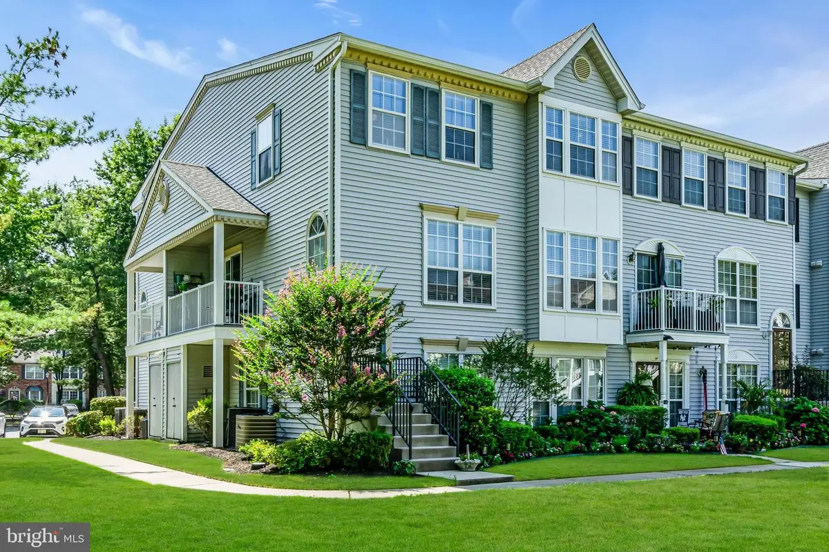 89 Chambord Ct, Hamilton Township, NJ 08619 - Image #1