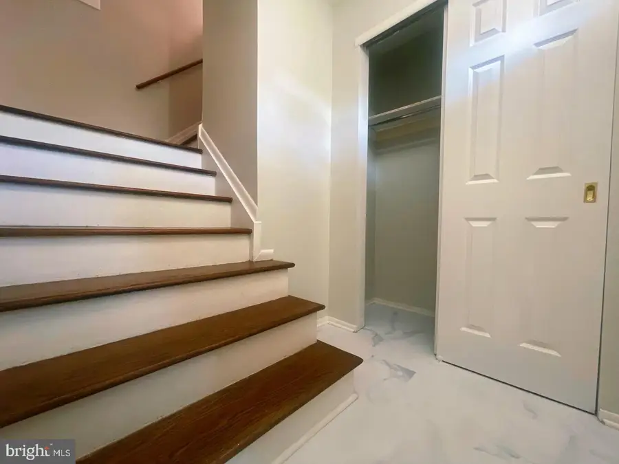 1412 Silver Ct, Hamilton, NJ 08690 - Image #3