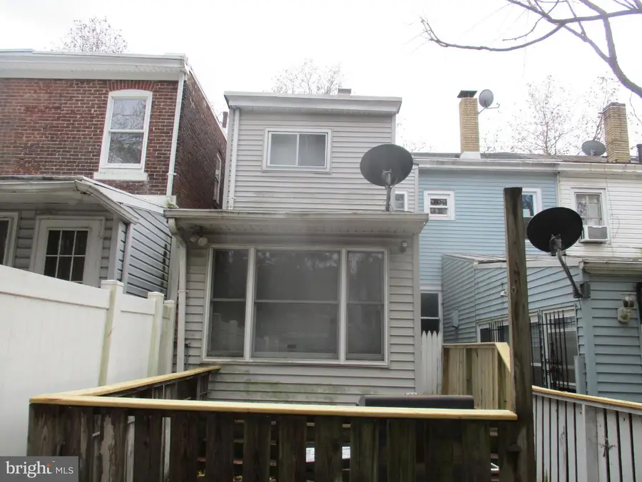 122 Hewitt St, Trenton, NJ 08611 - Image #3