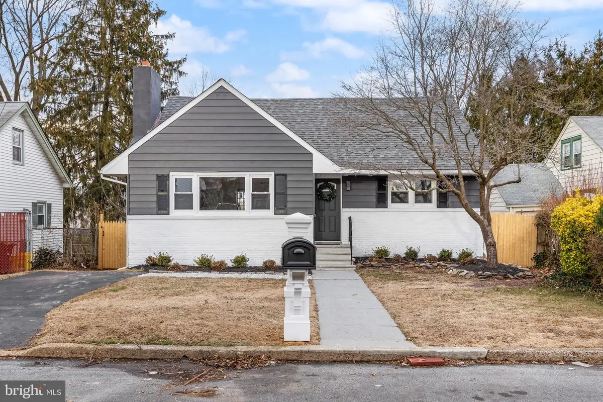 42 Hazelhurst Ave, Trenton, NJ 08638 - Image #1