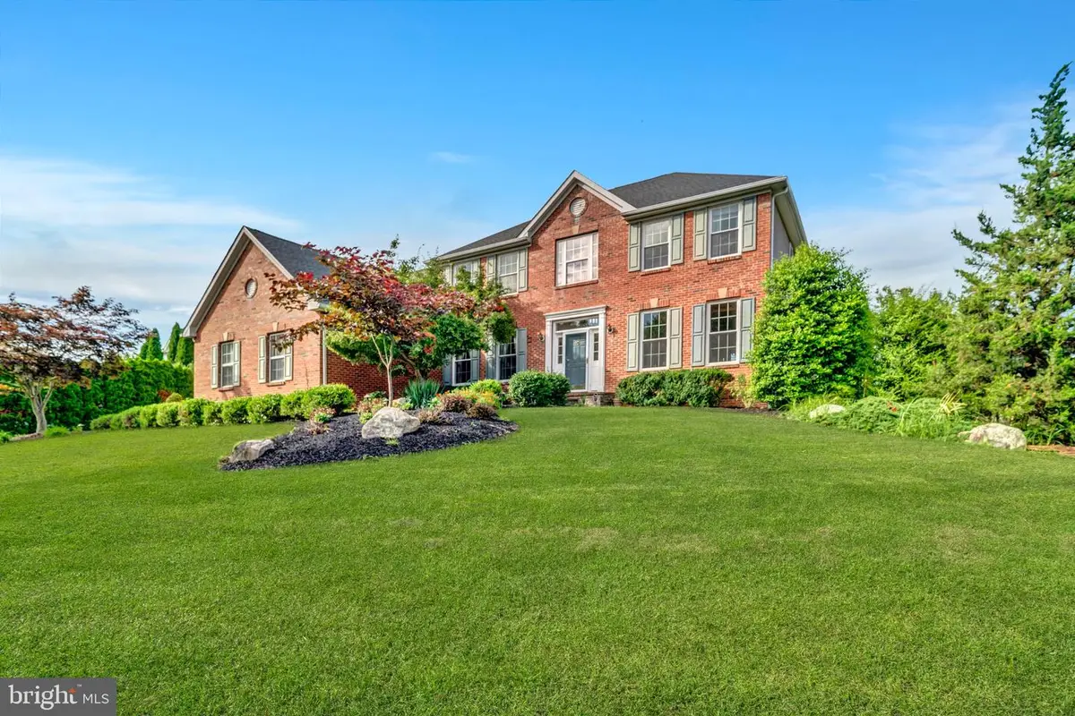 7 Anderson Ln, Robbinsville, NJ 08691 - Image #1
