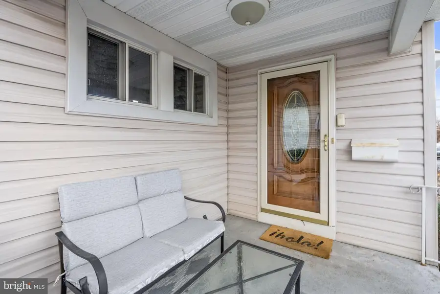 611 E Brown St, Hamilton, NJ 08610 - Image #3