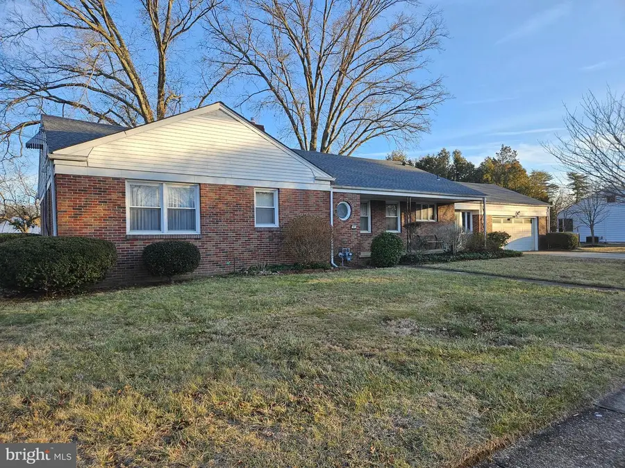 51 N Crest Ave, Hamilton, NJ 08690 - Image #2