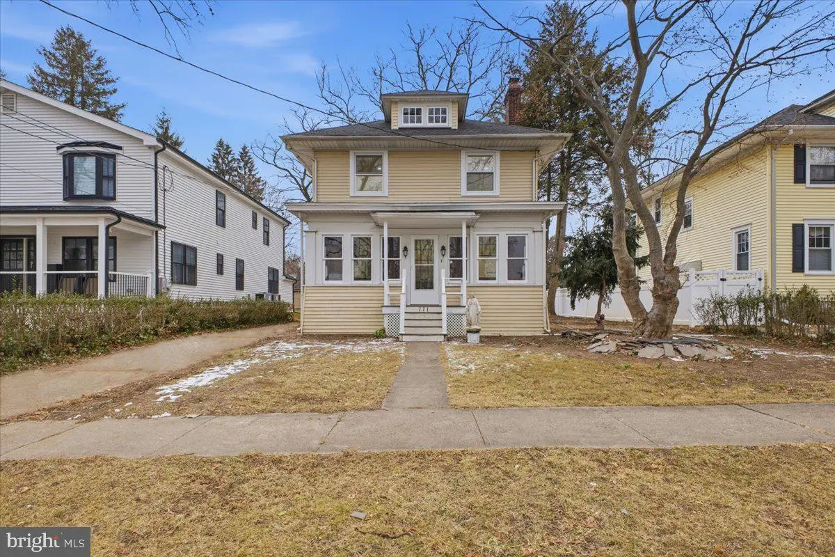 771 Lake Dr, Lawrence Township, NJ 08648 - Image #1