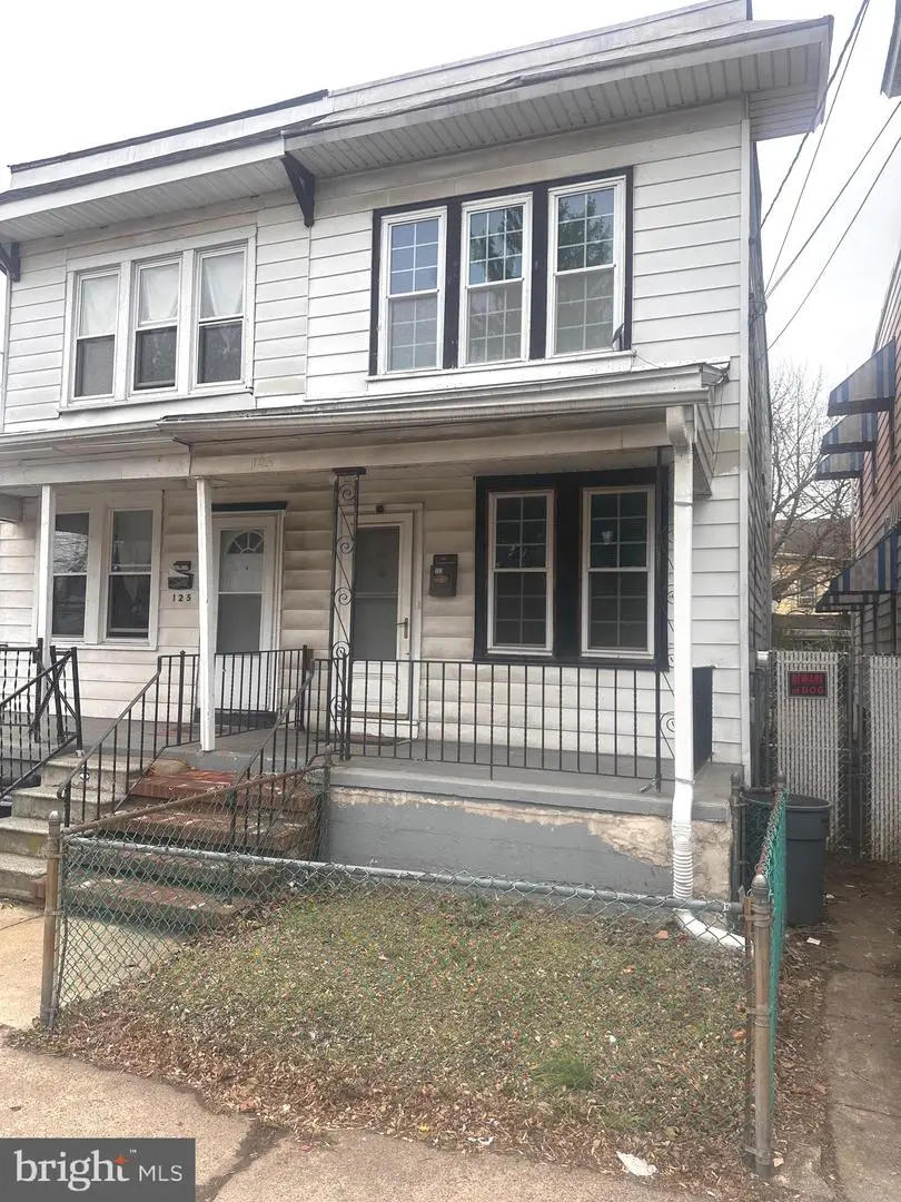 123 Vine St, Trenton, NJ 08638 - Image #1