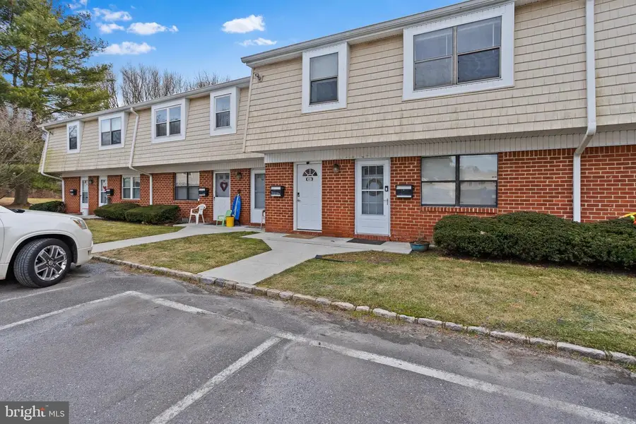 912 Silver Ct, Hamilton, NJ 08690 - Image #3