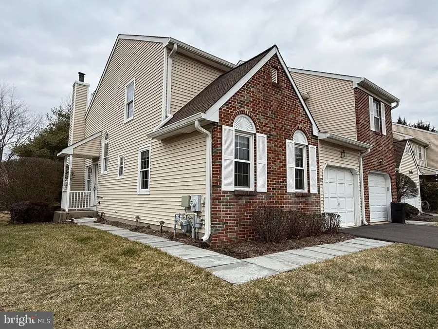 21 Pioneer Ct, Ewing Township, NJ 08628 - Image #3